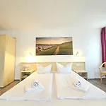 Weinhotel Des Riesling Zum Gruenen Kranz 3*