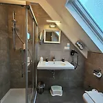 Ξενοδοχείο Weinhotel Des Riesling Zum Gruenen Kranz