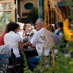 Ξενοδοχείο Weinhotel Des Riesling Zum Gruenen Kranz 3*
