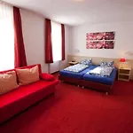 Weinhotel Des Riesling Zum Gruenen Kranz 3*