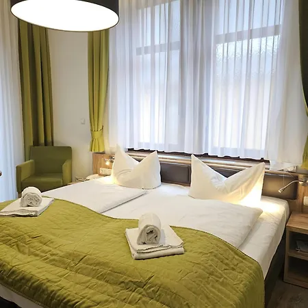 Hotel Weinhotel Des Riesling Zum Gruenen Kranz
