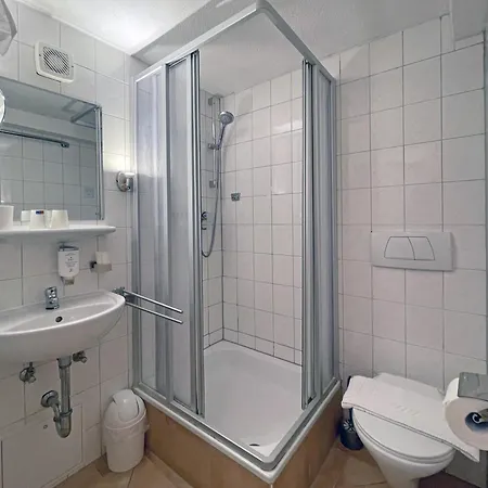 Hotel Weinhotel Des Riesling Zum Gruenen Kranz 3*