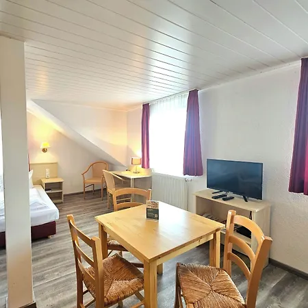 Weinhotel Des Riesling Zum Gruenen Kranz Hotel Rüdesheim am Rhein