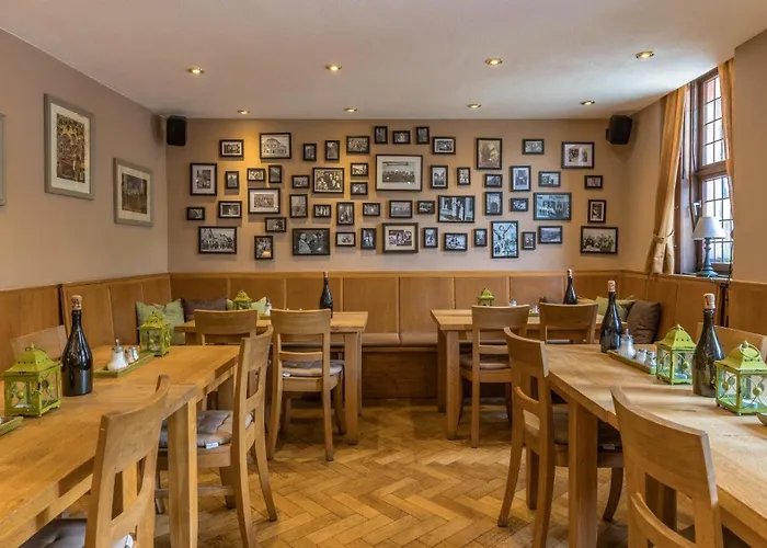 Weinhotel Des Riesling Zum Gruenen Kranz