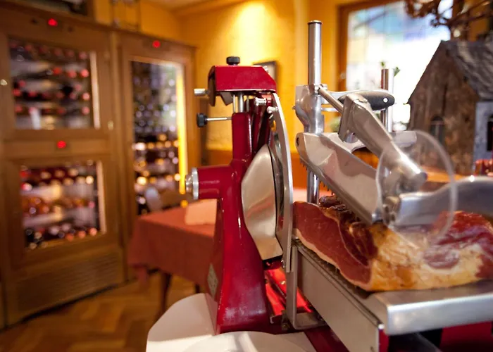 Weinhotel Des Riesling Zum Gruenen Kranz