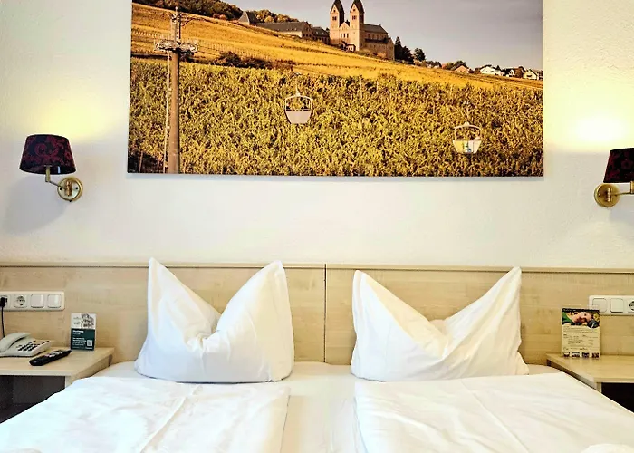 Weinhotel Des Riesling Zum Gruenen Kranz 3*