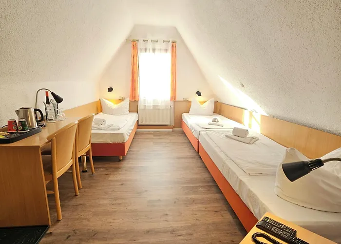 Weinhotel Des Riesling Zum Gruenen Kranz Hotell