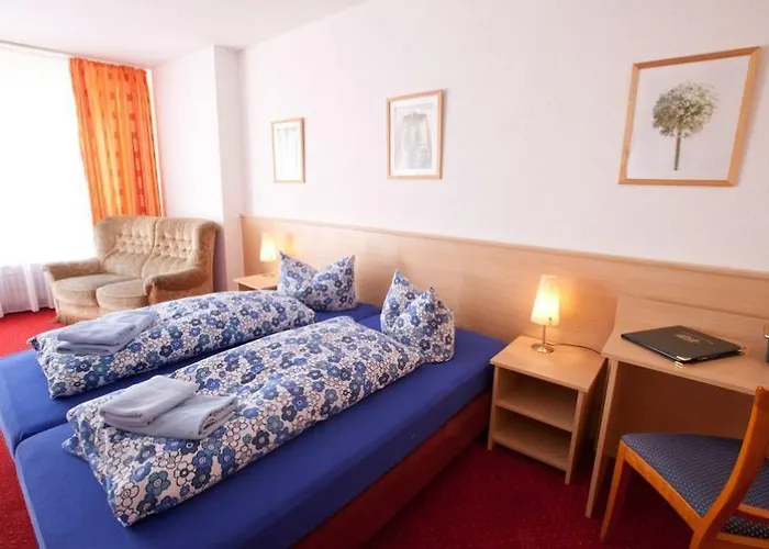 Weinhotel Des Riesling Zum Gruenen Kranz Hotell 3*