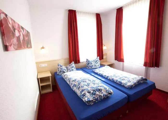 Weinhotel Des Riesling Zum Gruenen Kranz Hotel