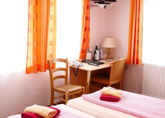 Weinhotel Des Riesling Zum Gruenen Kranz Hotell 3*